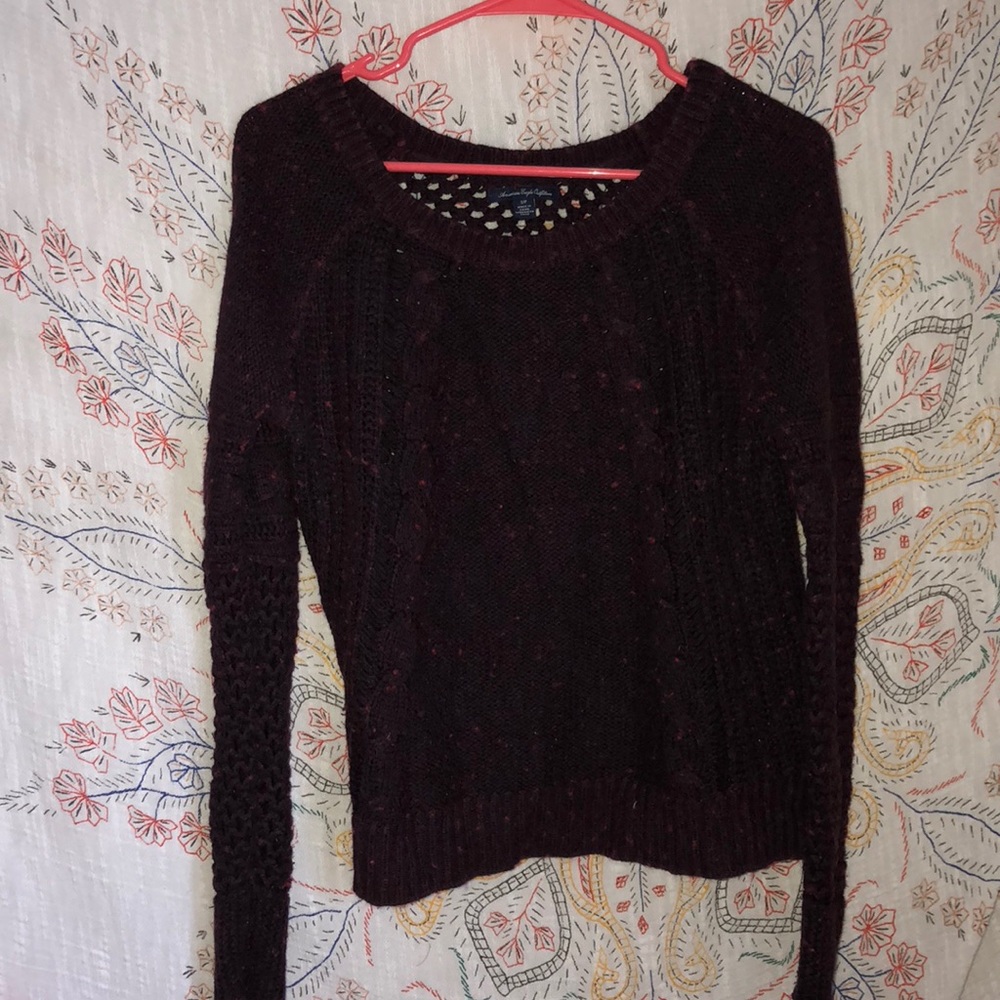 Bergundy sweater
